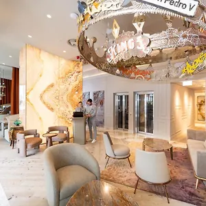 Dos Reis By The Beautique ליסבון