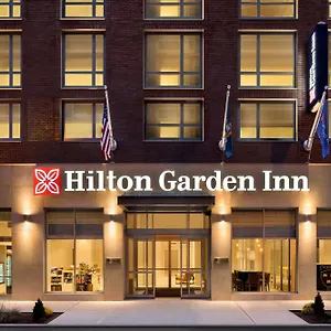 Hilton Garden Times Square South ניו יורק