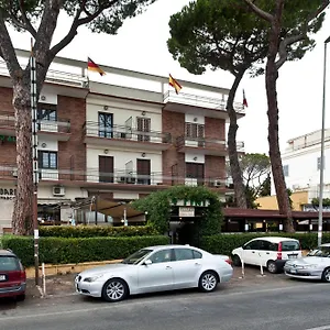 4 Pini 3*, Roma Italia