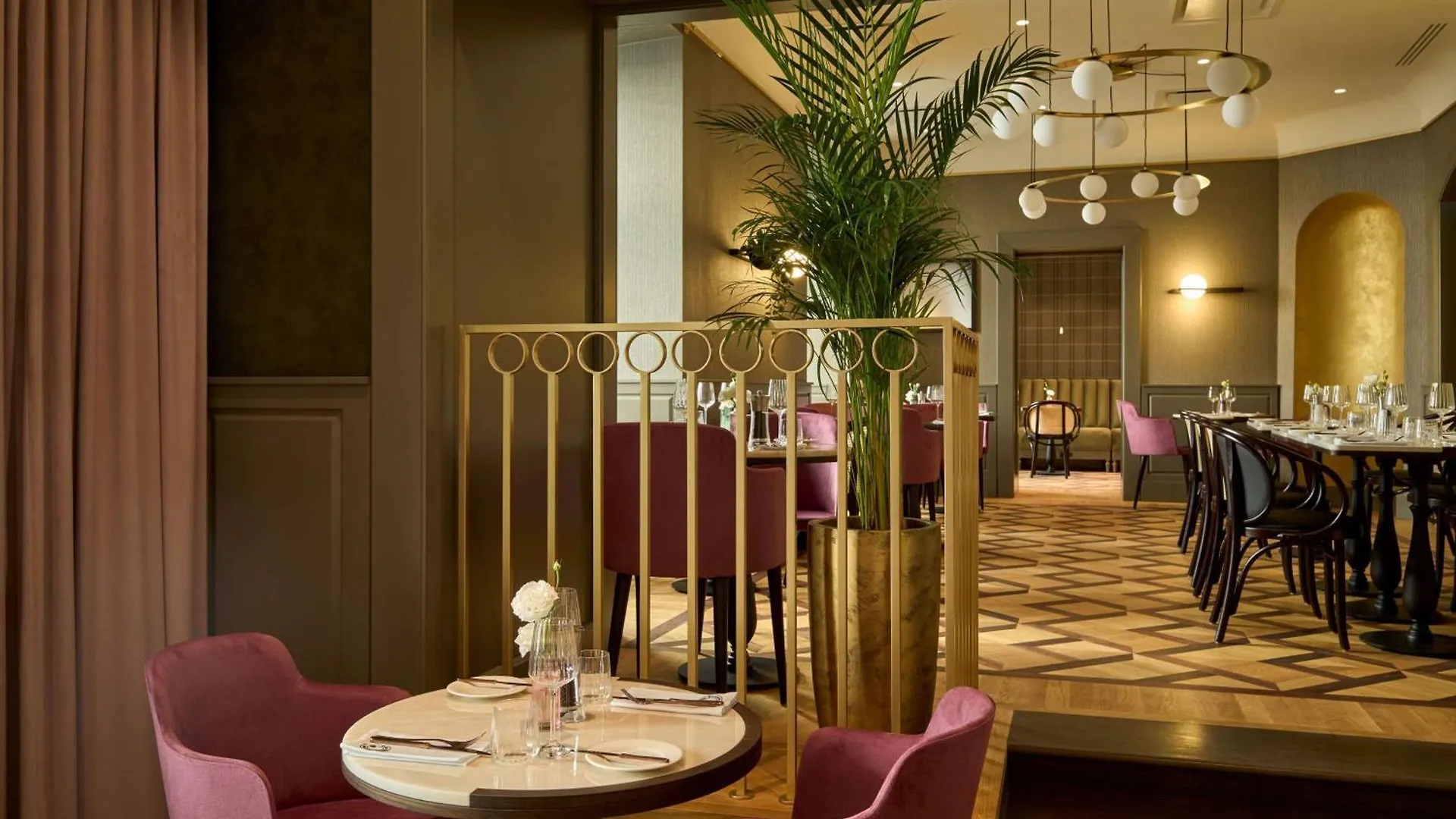 Hotel Saski Krakow Curio Collection By Hilton