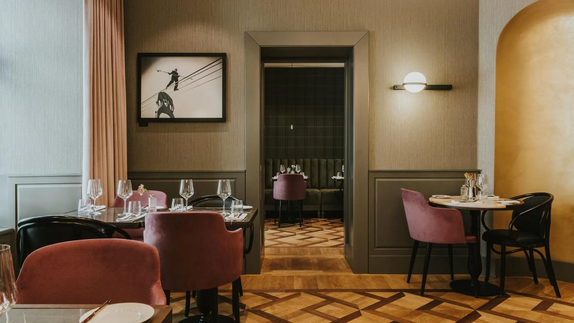 Hotel Saski Krakow Curio Collection By Hilton 5*,